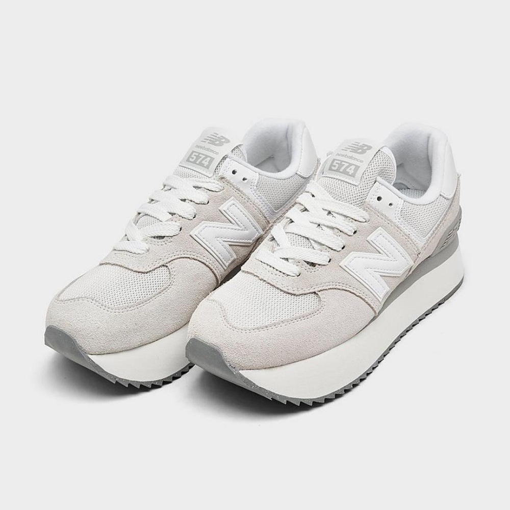 NWB. New Balance 574+